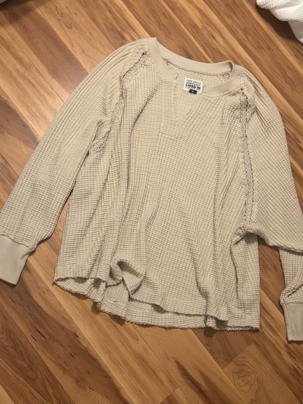American Eagle | Cream Knit Crewneck Sweater with Crotchet